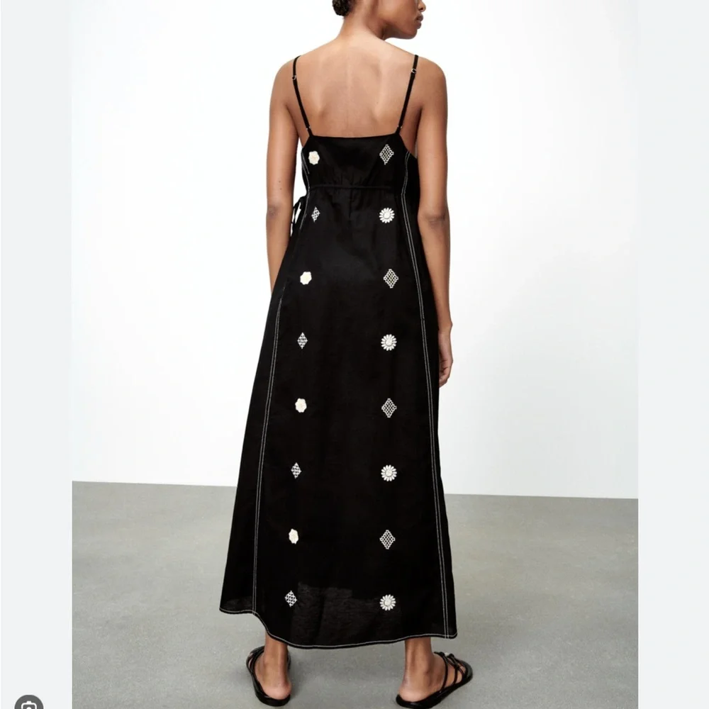 Zara NWT Linen Blend Embroidery Dress